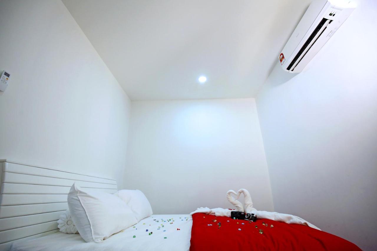 Stay At Jacks Melaka Екстериор снимка